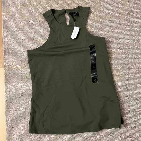 Banana Republic Tops - Banana Republic tank top